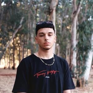 Meet your Posher, Goldie